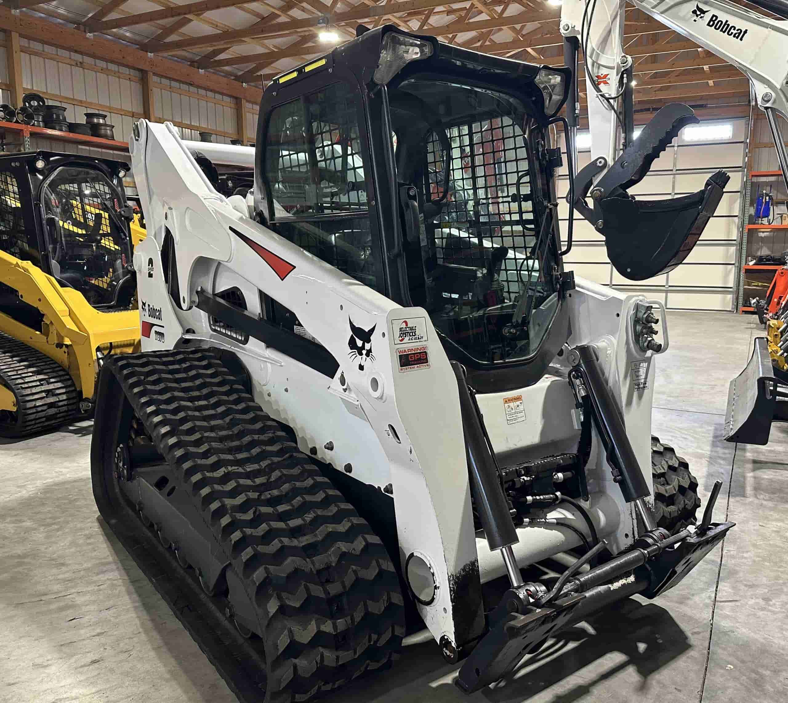 2019 BOBCAT T870 HIGH FLOW
